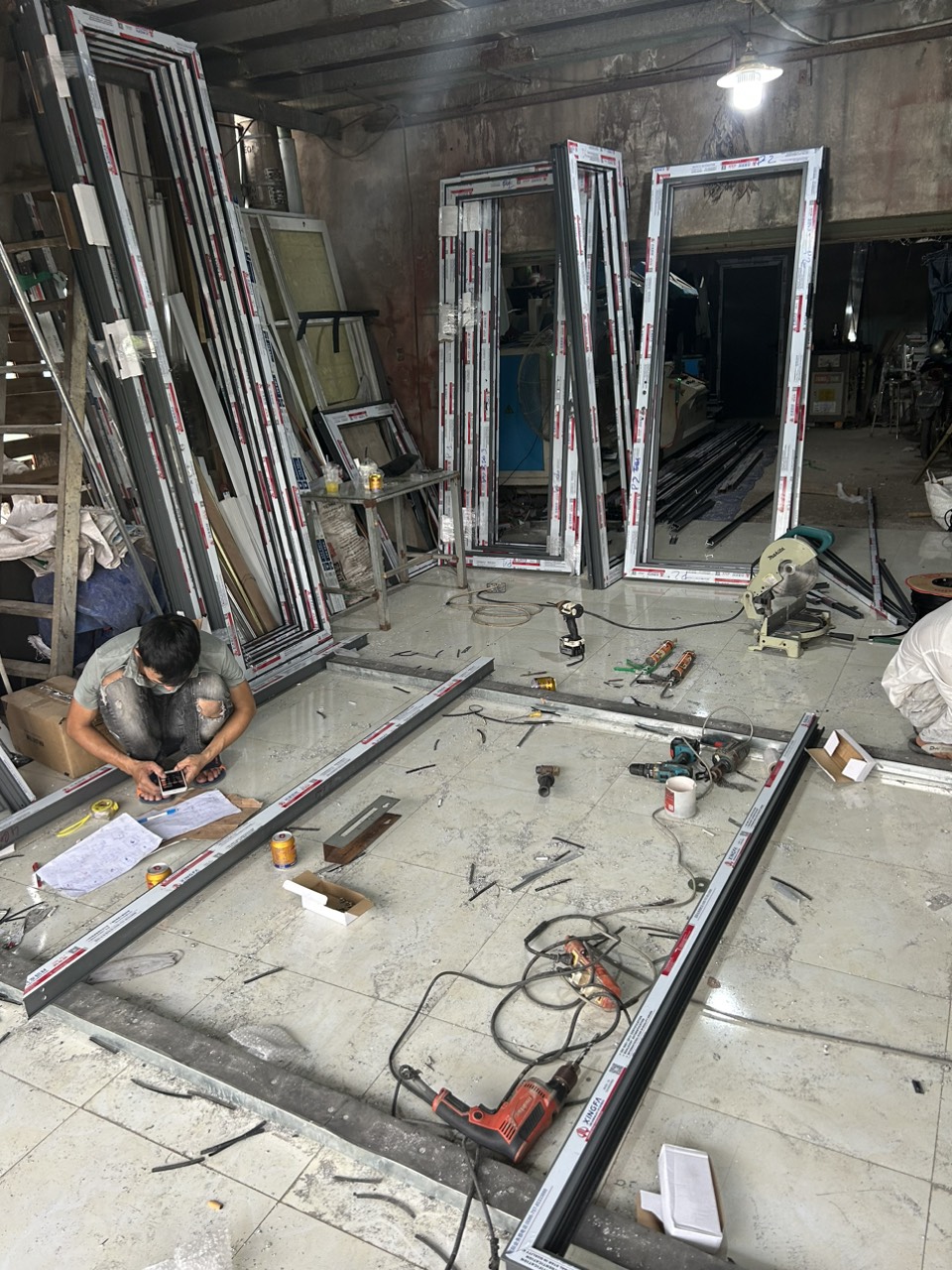 z4668775459720 750cc943e9b0583bdebb5d397bc68ec7 Sắt mỹ thuật Khánh Thành Phát chuyên sắt nghệ thuật TpHCM Sắt mỹ thuật Khánh Thành Phát chuyên sắt nghệ thuật TpHCM